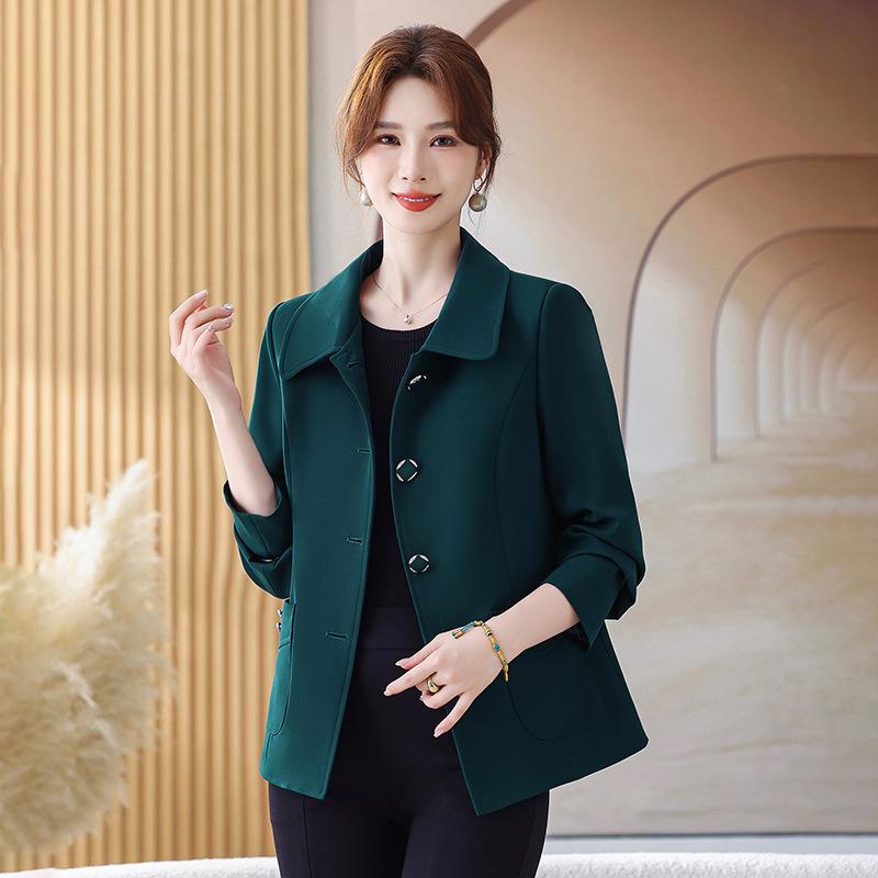 Podzimní móda Stylový kabát s klopami pro ženy středního věku 40-50 let - Elegantní krátký drobný design