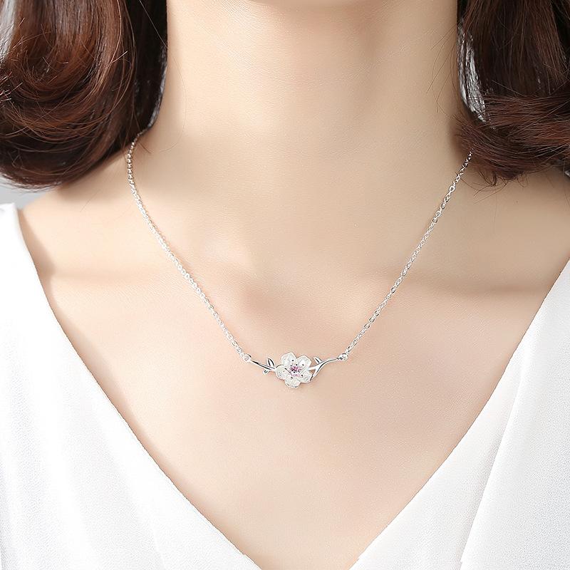 Sakura Necklace for Women Japanese and Korean Simple Student Mori Pendant Collarbone Chain