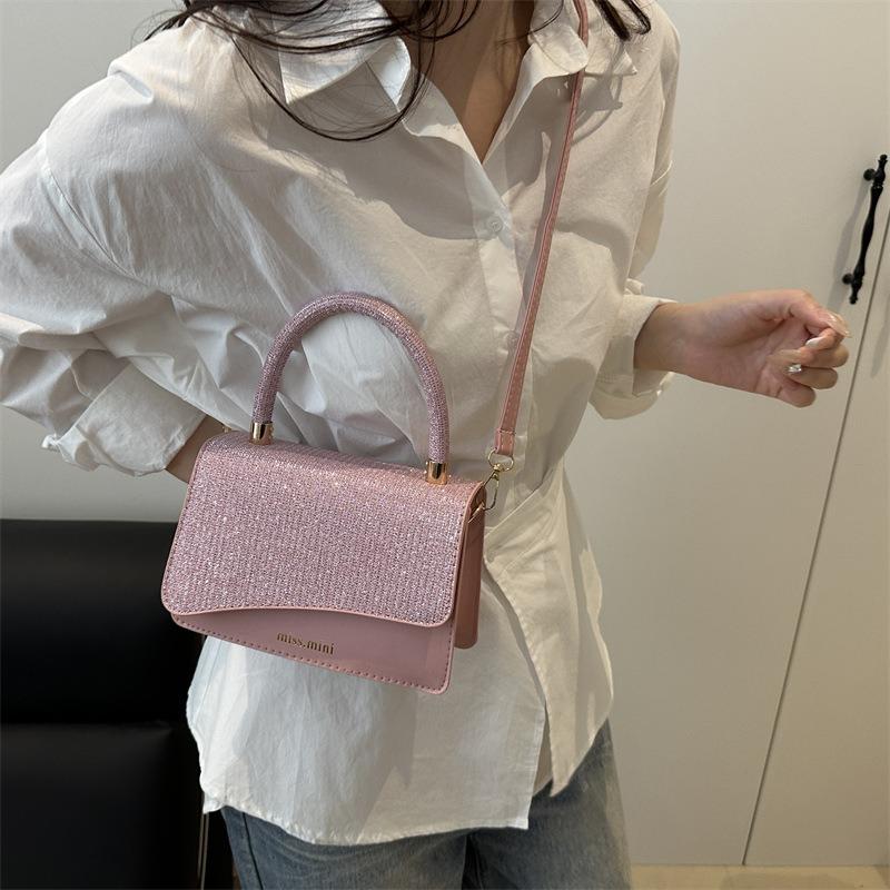 Premium Temperament Handbag Spring and Summer New Versatile Commuter Small Square Bag Casual Shoulder Messenger Bag