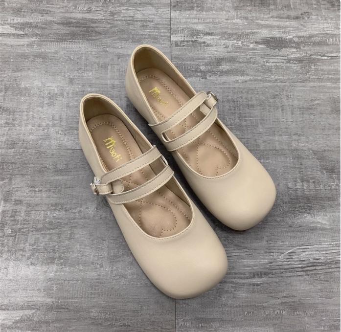 Fashion Flat Shoes for Women 2025 Spring and Autumn New Mary Jane Square Toe Women's Red Plus Size Women's Shoes 41-43 Zapatillas Mujer