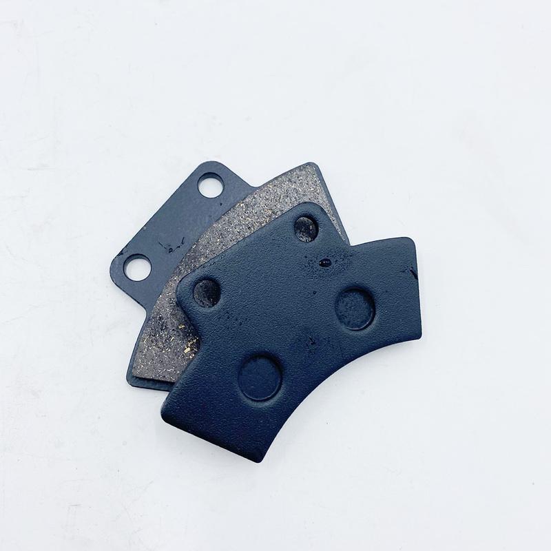 Neuer Bremsbelag für Dinli ATV Quad OEM 50CC 110cc BACKEN SCHEIBE HINTERE BREMSBELÄGE Passt für CF500 CF625