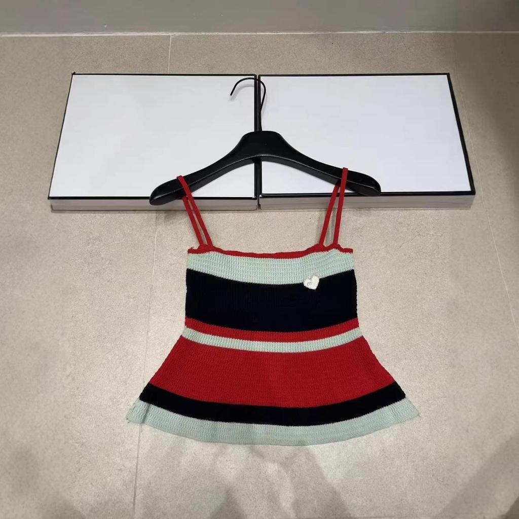 European Style Heart Brooch Knit Camisole - Slimming Versatile Summer Top 2026