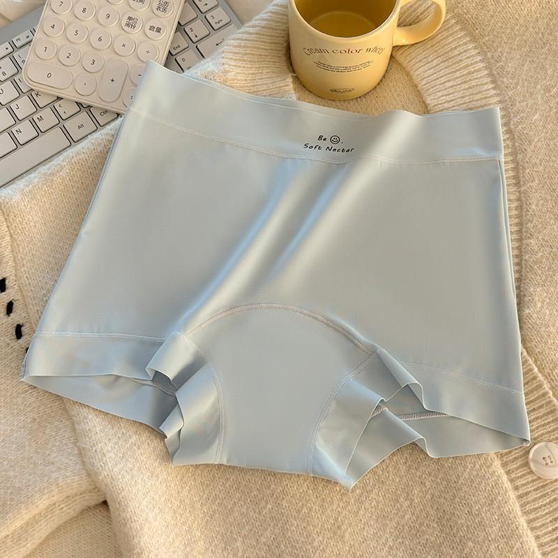 Women's Japanese Seamless Ice Silk Panties, Summer Lightweight, Extended Cotton Crotch Mid-Waist Boxer Briefs.