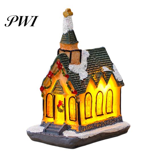 Small House Ornament Christmas Glowing Romantic Warm Lighting Resin Craft Desktop LED Snow Covered Decoration Figurine Statue Festival Gift B