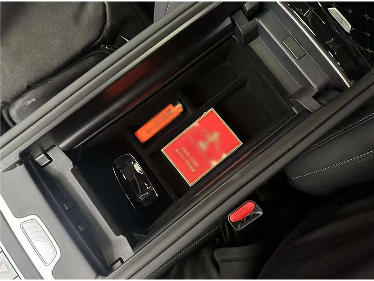 Chery Tiggo 7 Plus 2025 Schowek w podłokietniku konsoli środkowej - Akcesorium samochodowe