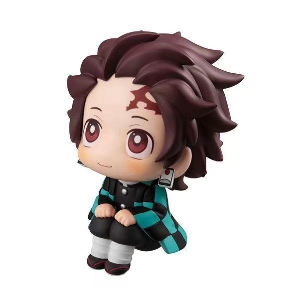 Anime Demon Slayer Kimetsu No Yaiba Q-Version Figur/Plüschtier von Tanjiro Nezuko und Zenitsu als Auto-Armaturenbrett-Ornament/Schreibtisch-Dekoration für Geschenke