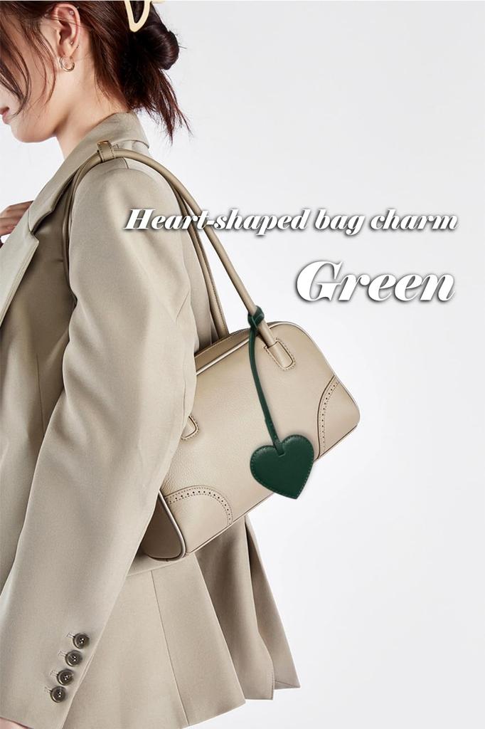 Chaveiro de bolsa com formato de coração com cordão de couro vermelho. Estilo coreano. Decoração de bolsa feminina. Corrente de couro estilosa e fofa. Um ótimo presente para mulheres.