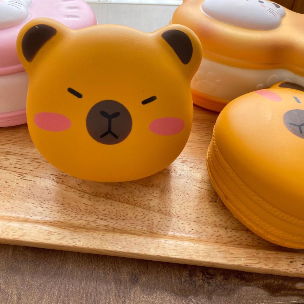 

Ins Cartoon Cute Capybara PU Slow Rebound Toys Simulation Cake Toast Capybara Kids Stress Relief Toys Pinch Music Fidget Toys