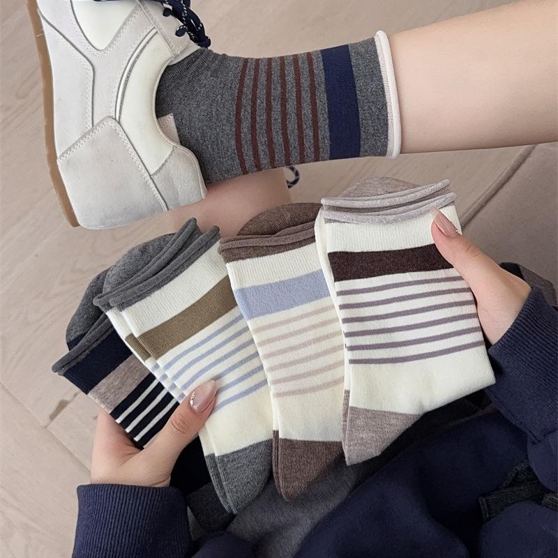 Women's New Autumn Color Striped Curled Boneless Tube Stack Socks