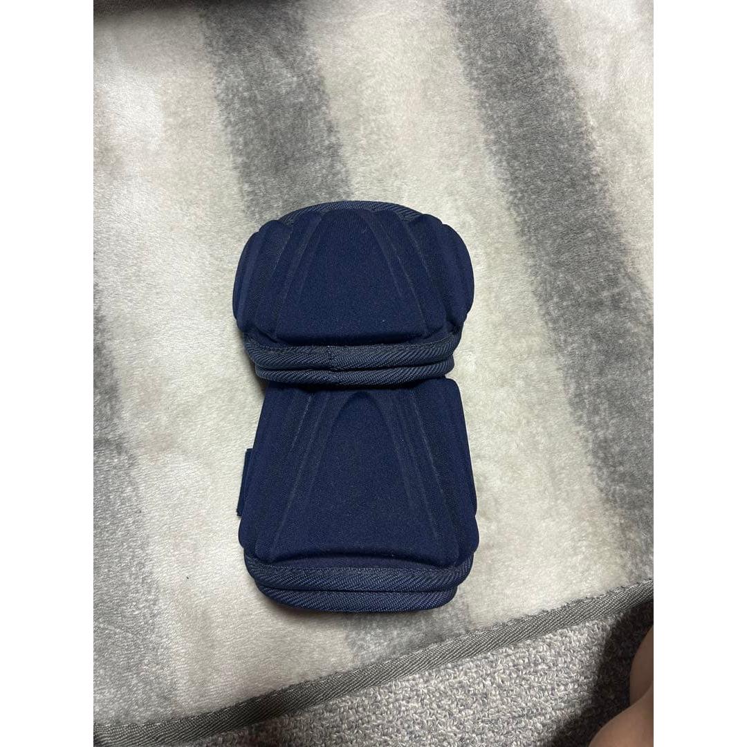 Used ZETT Elbow Guard Navy