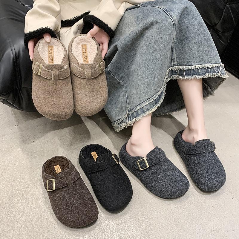 Cotton towed fluffy slippers women wear new autumn and winter velvet retro one-pedal lazy shoes bag head