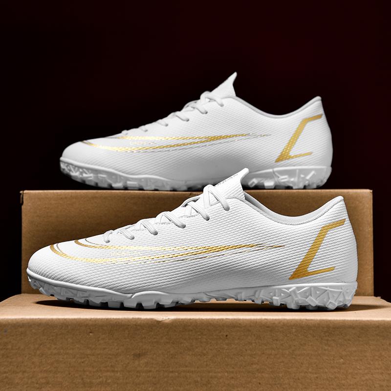 Mens Football Shoes  New Hot Selling Low Cut Anti Slip FG/TF Football Shoes Breathable Match Soccer Shoes for Man
