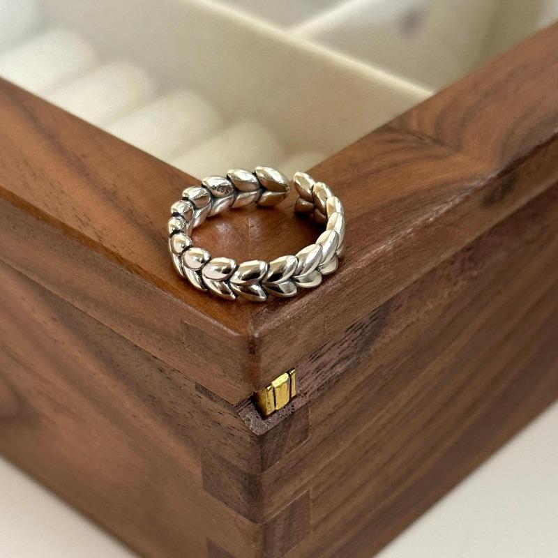 The Whole Body Niche INS Style Wheat Ears Retro Girls Simple High-end Temperament Ring Unique