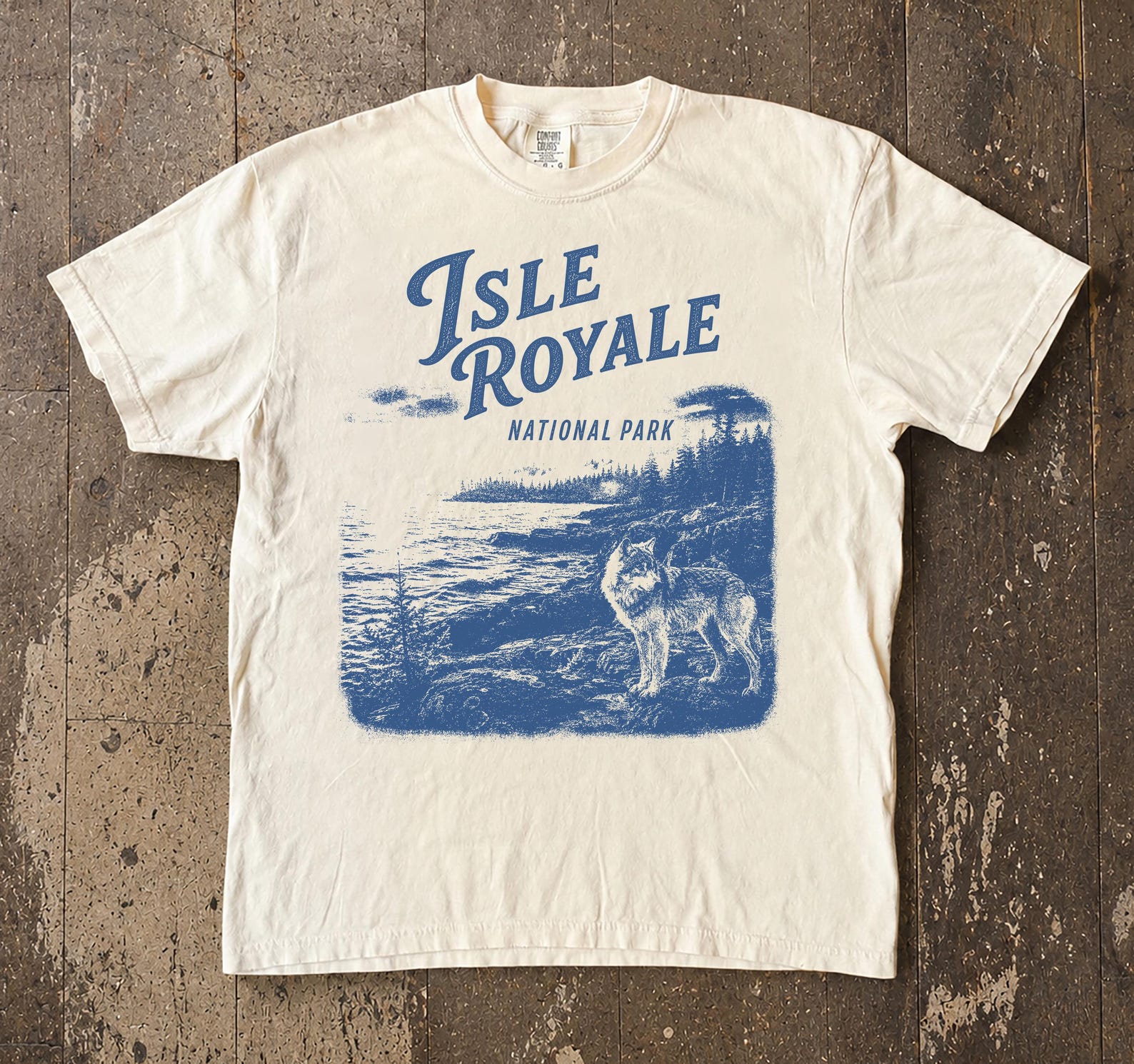 Isle Royale National Park Wolf T-Shirt, Vintage Michigan Nature Hiking Tee 2XL