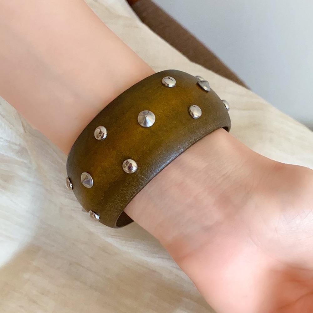 Punk Wooden Bracelet Wide Rivets Bangle Simple Round Bracelet Women