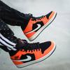 (GS) Air Jordan 1 Retro Mid 'Orange Black' Kids' 554725-062