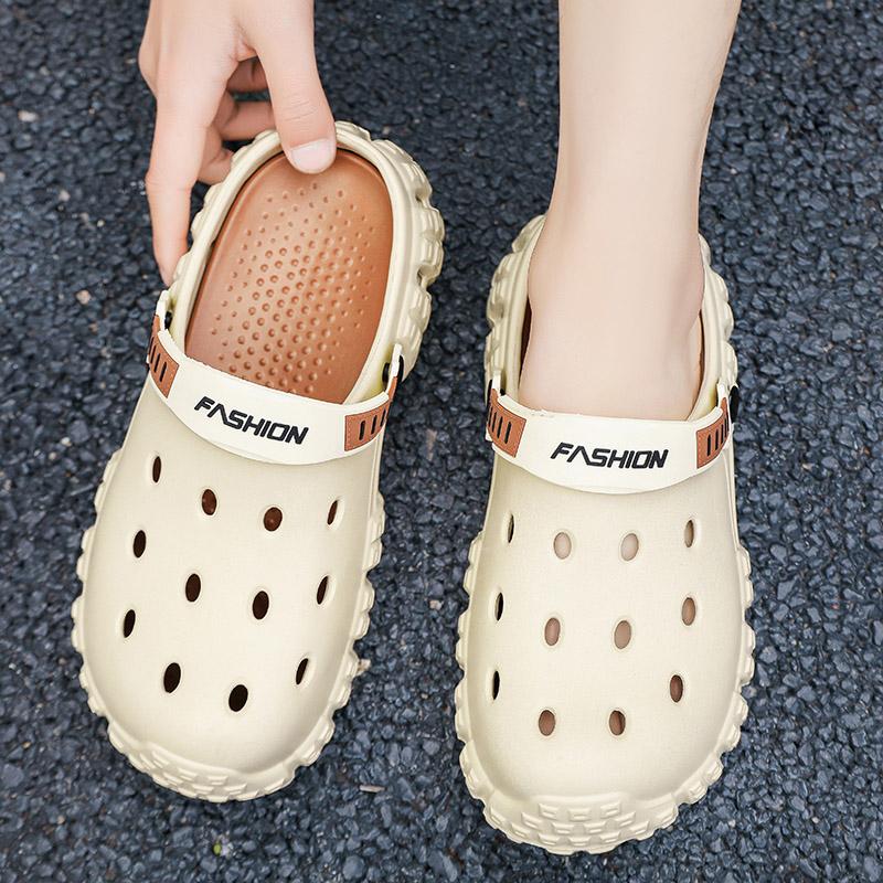 New Summer Men's Beach Slippers Fashion Mens Non-slip EVA Lightweight Shoes Man Outdoor Sandals Mixed Colors Soft Male Slipper