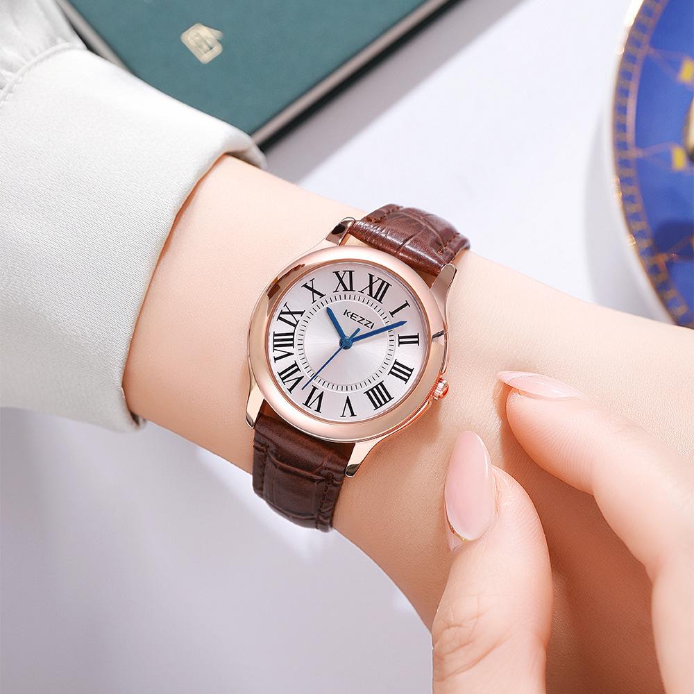 New Fashionable Student Small Round Watch Roman Numeral Trendy Belt Watch Simple Temperament Quartz Watch