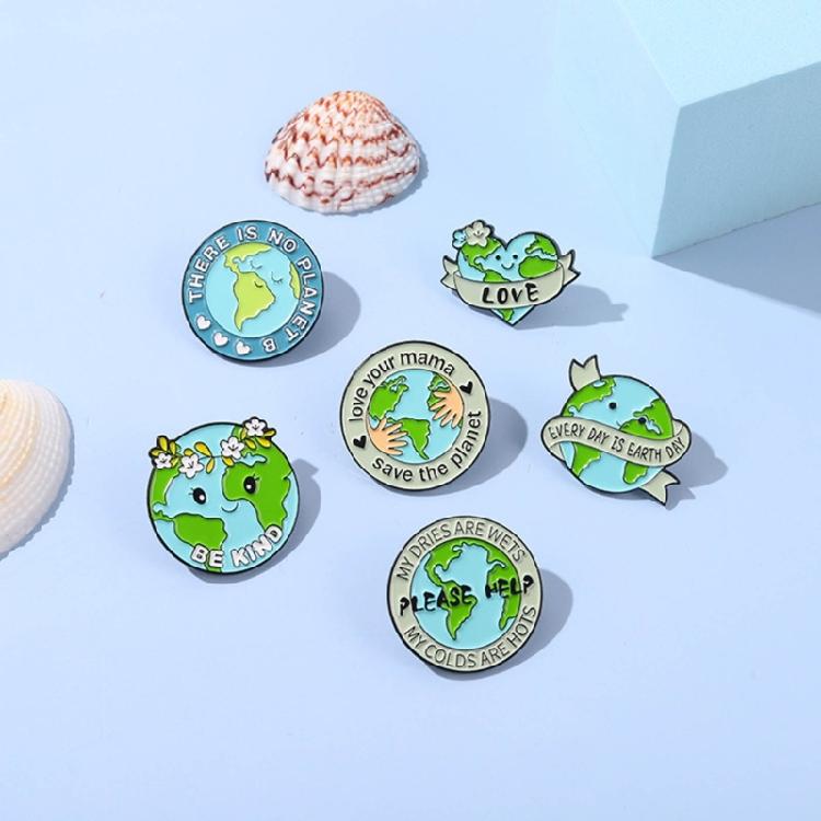 Green Circle/Heart-shaped Brooch Care for the Earth Lapel Pin Cartoon Enamel Pin