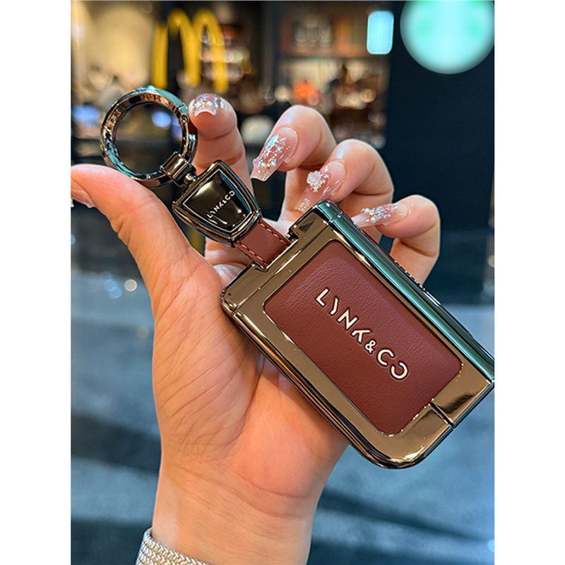 Lynk & Co 06 Luxury Leather & Metal Key Cover for 25 Models - Full Protection & Secure Fit