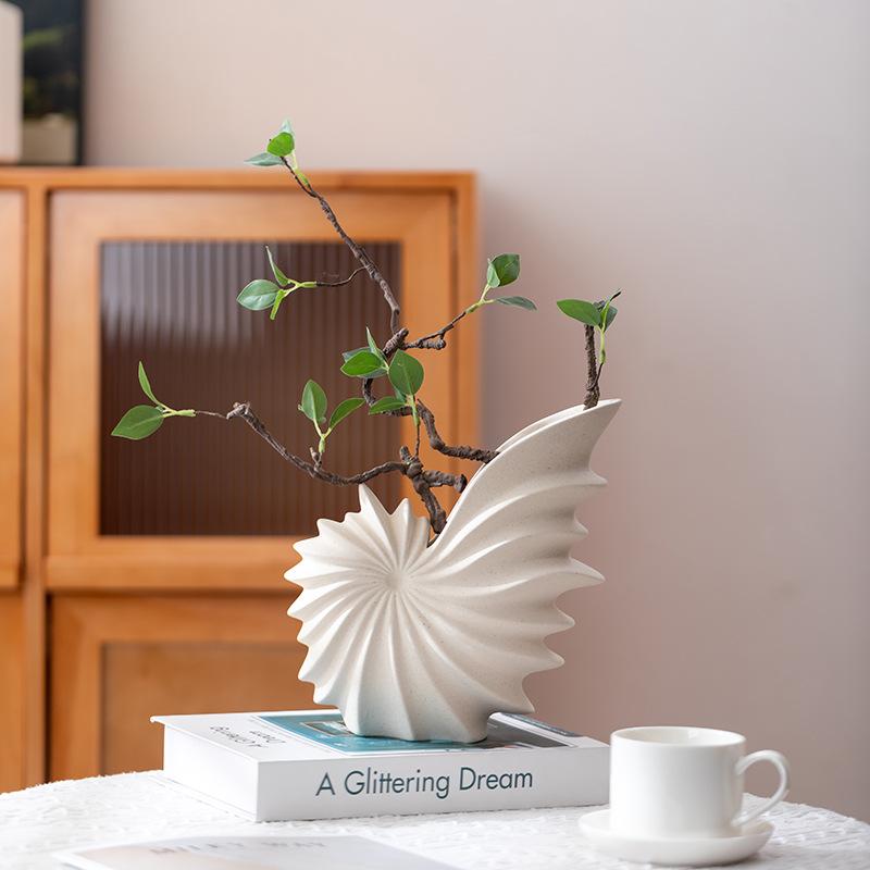 Ceramic Dried Flower Vase, White Shell Shaped Flower Arrangement Container, Home Desktop Decoration, Plant Hydroponic Flowerpot