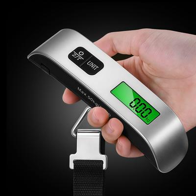 Elektronische Gepäckwaage mit digitalem LCD-Display (50 kg) – ideal zum Aufhängen von Koffern und Reisegepäck. Tragbare Waage zum Wiegen von Taschen und Gepäck.