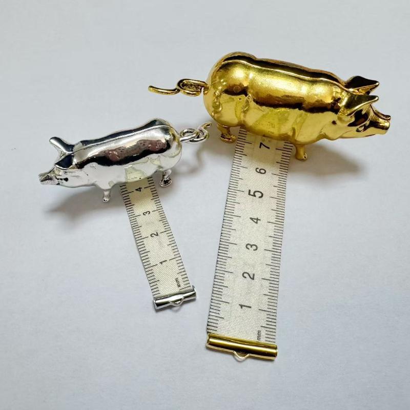 Vintage Mini Pig Tape Measure Soft Metal Sewing Ruler Compact Portable Measuring Tool for Home Sewing DIY Craft Use