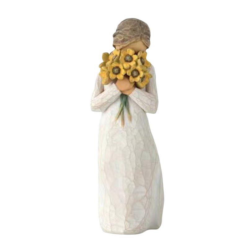 Romantic Family Themed Resin Craft Figurine For Home Decor Ideal For Valentine's Day Gift