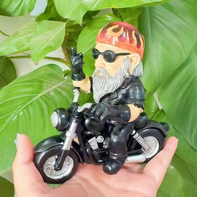 Motocyklová trpasličí socha Pryskyřičná dekorace trpaslíka jezdícího na motocyklu Vnitřní Venkovní Trpasličí figurka do dvora zahrady pokoje na stůl polici