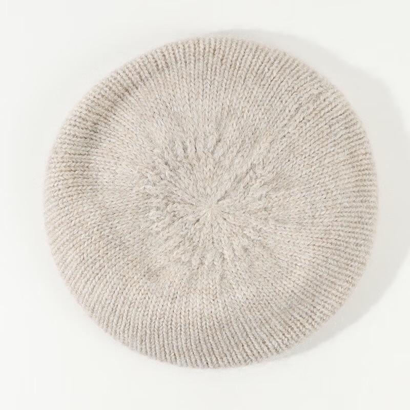 Вязаная беретка в французском стиле для женщин