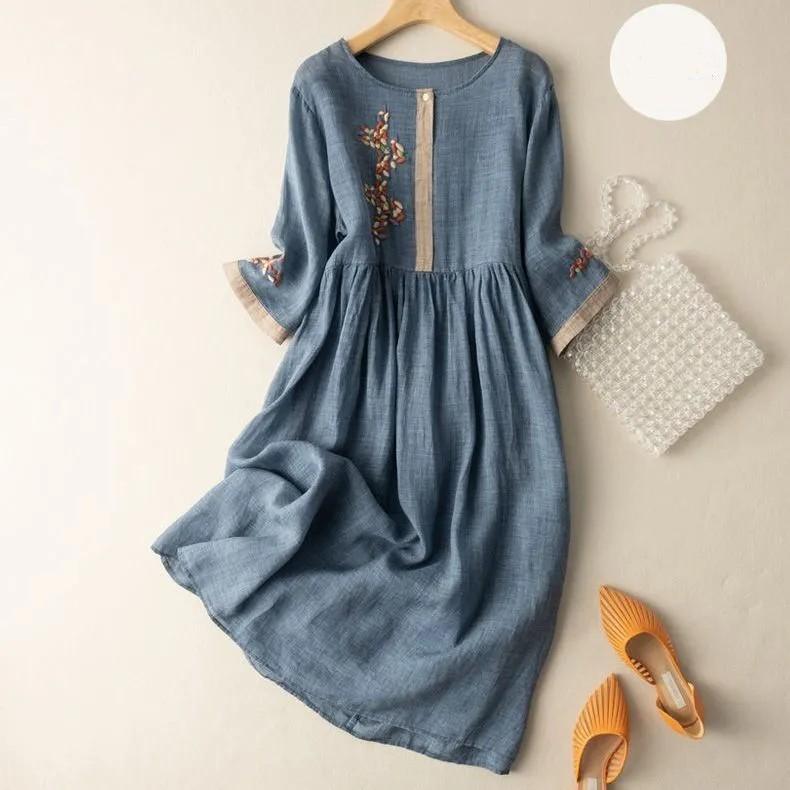 

Женское весенне-летнее платье средней длины с вышивкой в литературном этническом стиле, свободные платья со средним рукавом XL серо голубой