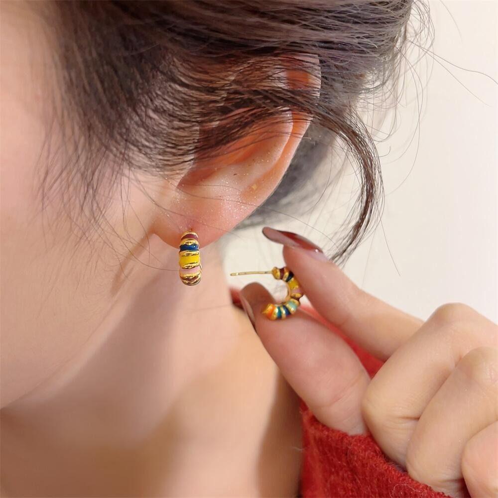 Sweet Elegant Simple Korean Style Earrings Women Stud Earrings Hoop Ear Buckle Enamel Oil Jewelry