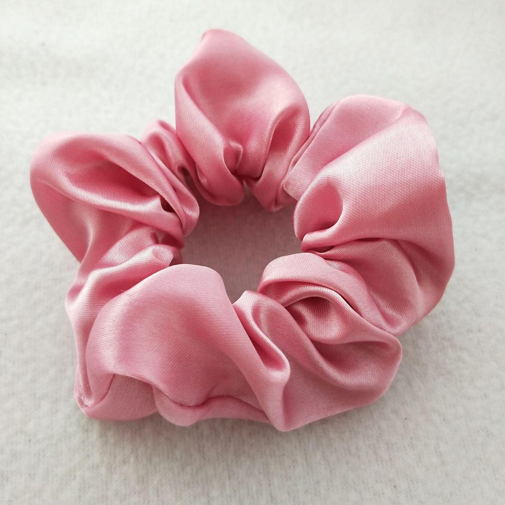 Satin Silk Hair Tie: High-End Women's Rubber Band for Elegant Buns