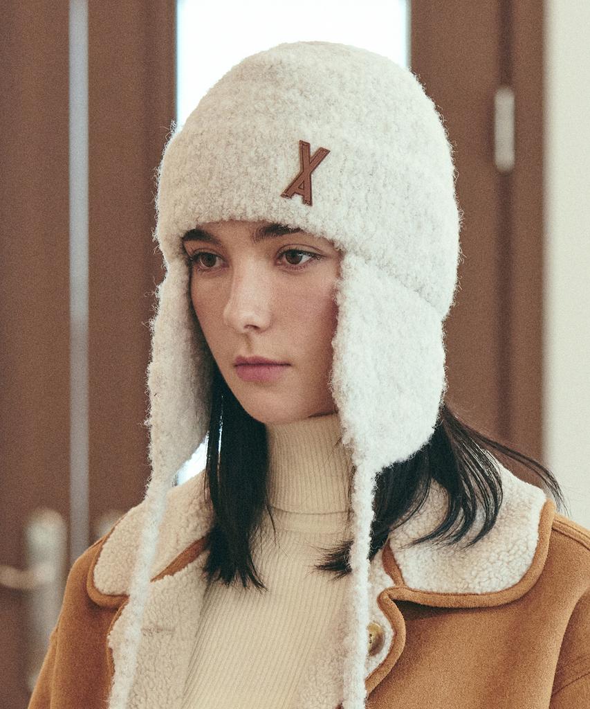 Bajal Va Patch Fly Knit Beanie Cream