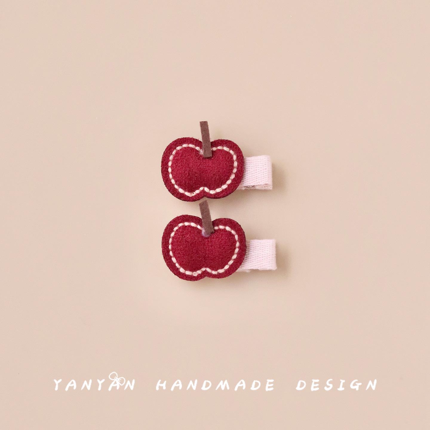 

Non-Damaging Autumn/Winter Apple Hair Clips for Kids - Full Fabric Cover, Ideal for Bangs One Set