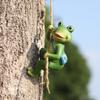 Figurine Design Animal Climbing Ornament Miniature Size Climbing Animal Statue  Lawn Decoration