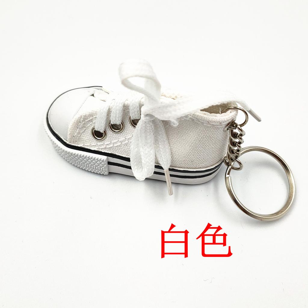 Mini chaussures en toile simulées porte-clés pendentif chaussures de sport bagages voiture pendentif personnalisé cadeaux créatifs