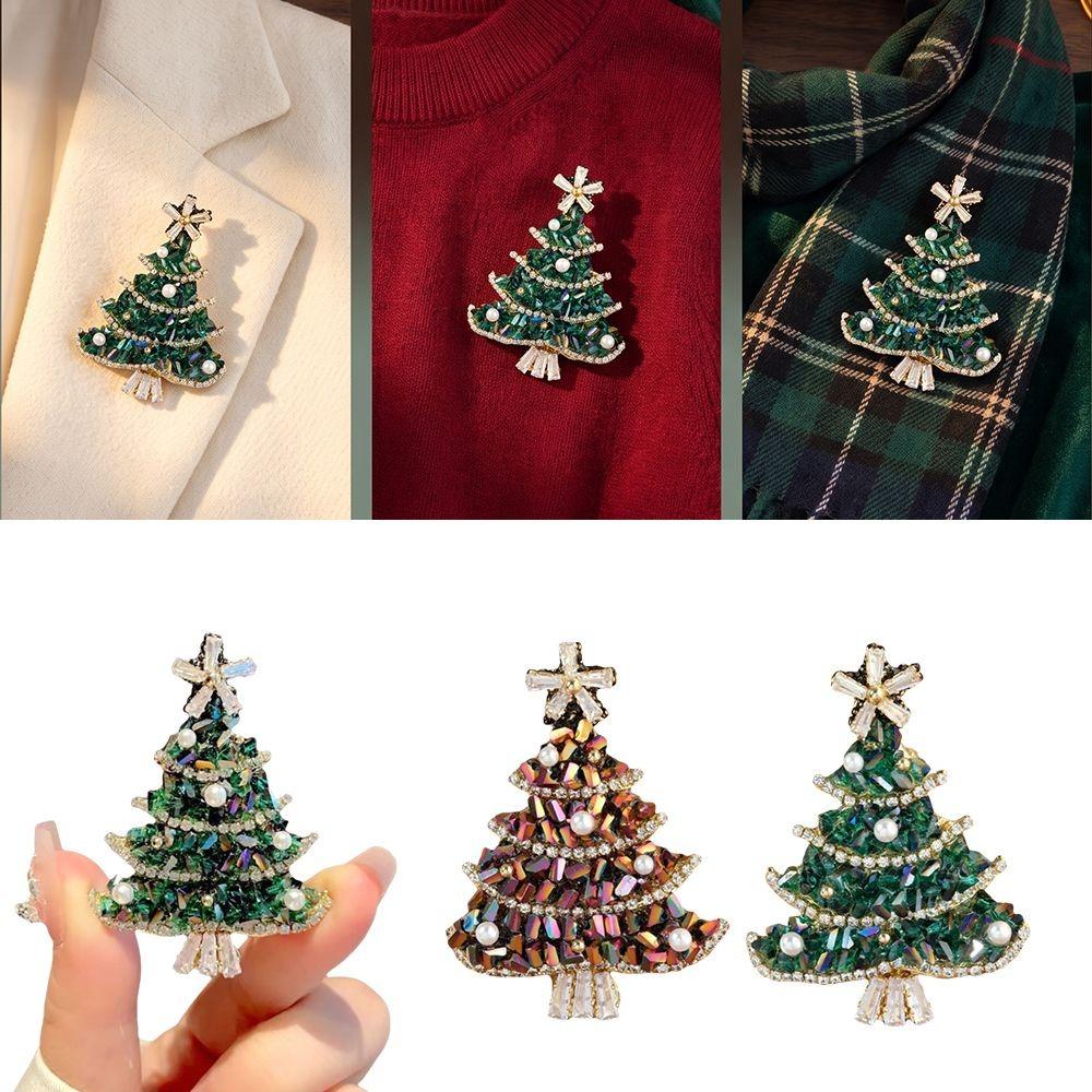 Cute Xmas Tree Lapel Pin Vintage Rhinestone Brooch Daily Christmas Brooch Women