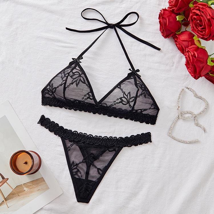 European & American Bare Buttocks Backless Lace See-Through Sexy Lingerie Set 8811C.