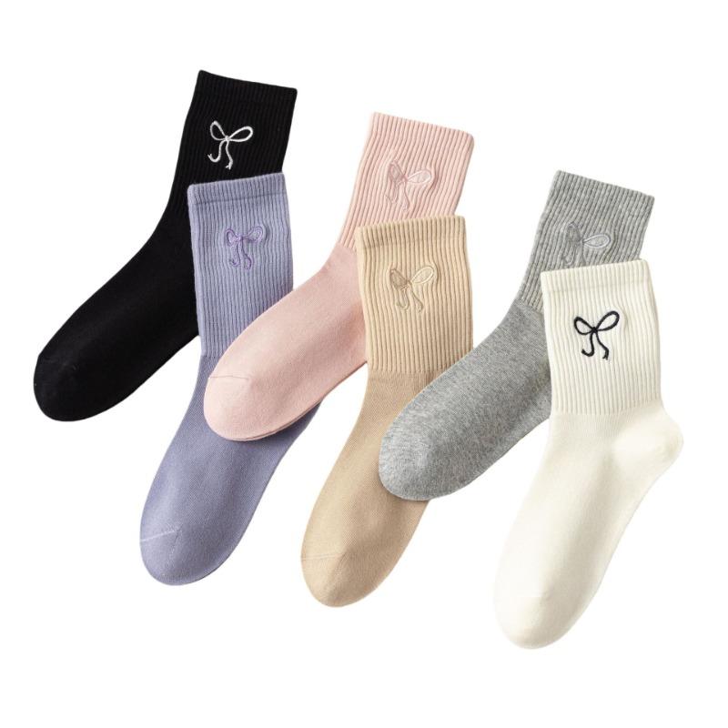 Ladies Spring and Autumn Embroidered Bow-moon Balletted Wind Tube Cotton Socks