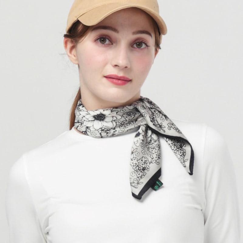 DOYOUKNOWMC ALL SEASON Kara Flower White Petite Scarf