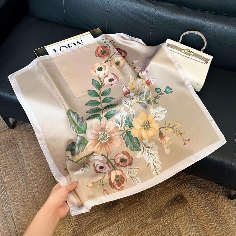 Fashion Black and White Printing Temperament Square Scarf Imitation Silk Korean Version Decorative Scarf Scarf Professional Decorative Shawl Silk Scar