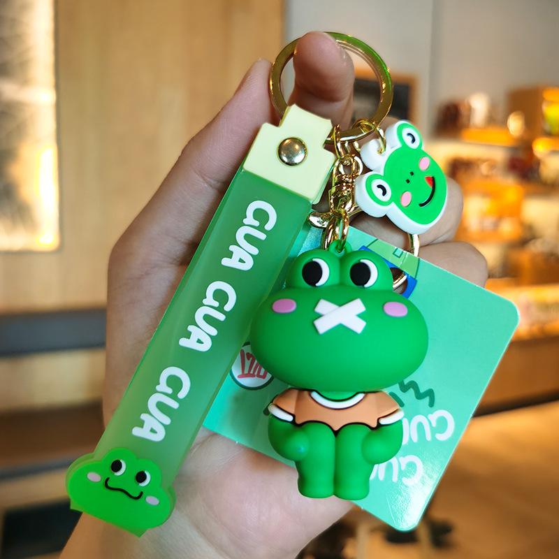 Realistic Croaking Frog Keychain & Backpack Accessory - Silicone Figurine Keyring | Couple Ornament & Small Christmas Gift