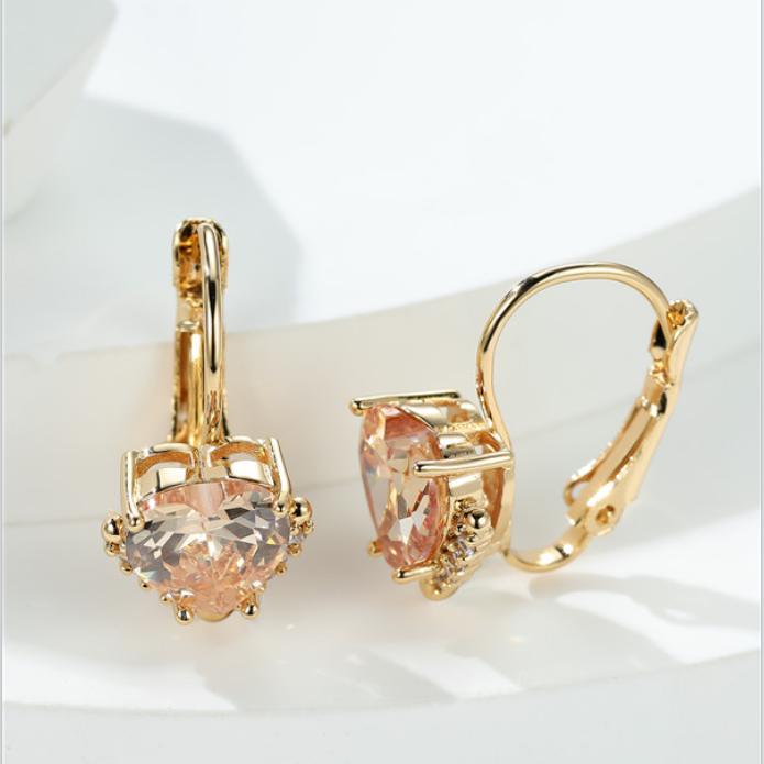 Kruhové náušnice s modrým kamenem ve tvaru srdce Klasická stříbrná barva Svatební náušnice Jednoduchá móda Náušnice srdce Láska pro ženy Šperky