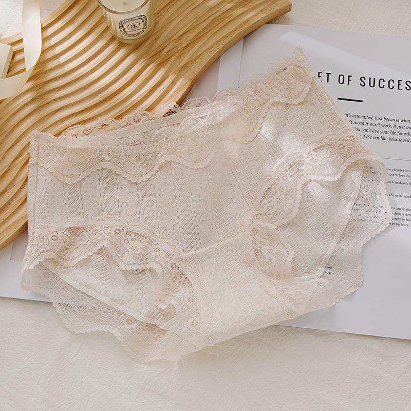 Ladies Spring and Summer New Sexy Lace Extended Crotch Waist Triangle Briefs