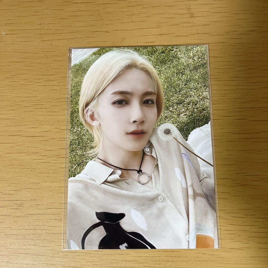 

[USED] SEVENTEEN Attacca Tower Records Photo - Jeonghan