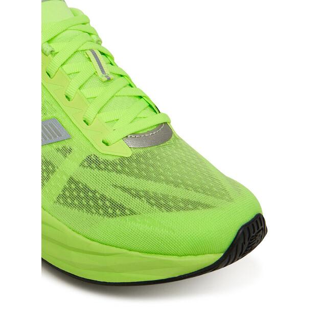 Беговые кроссовки New Balance FuelCell Rebel V5