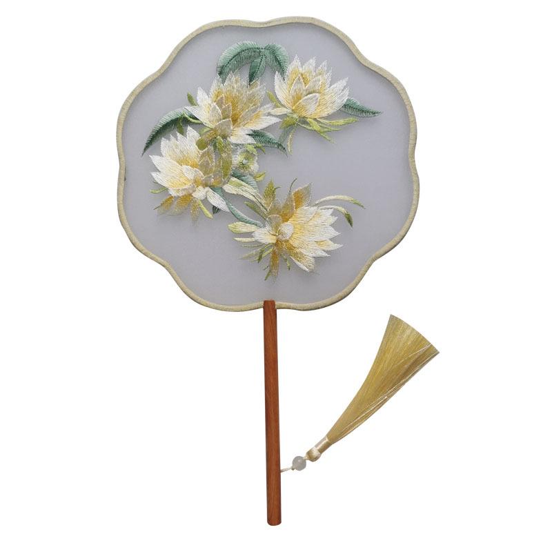 Doppelseitiger bestickter klassischer Tanzfächer