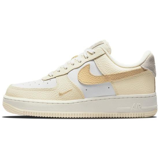 

Nike Air Force 1 Low Coconut Milk/Light Bone/Sesame/Summit White - DX8953-100 EU 44.5 різнокольоровий