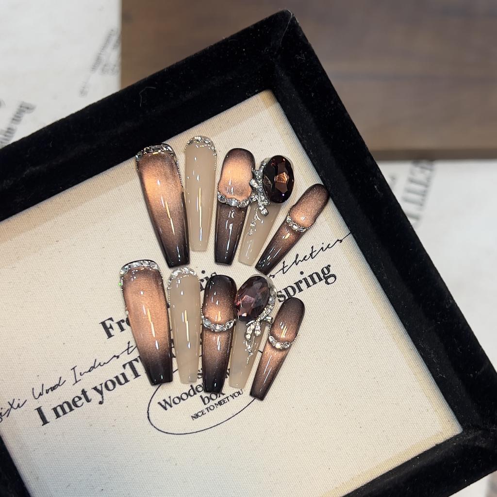 New Hand-woven Armor with High-end Atmosphere, Dense Cat Eye Nail Art Sticker, Flashing Zircon Crumble Diamond Removable Nail Piece